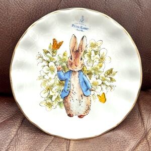 Peter Rabbit with Flowers & Butterflies Ceramic Salad Plate - Beatrix Potter